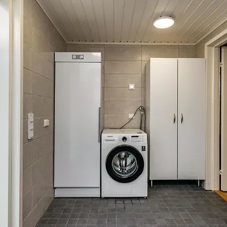 Semesterbostad Jaervenhelmi By Interhome
